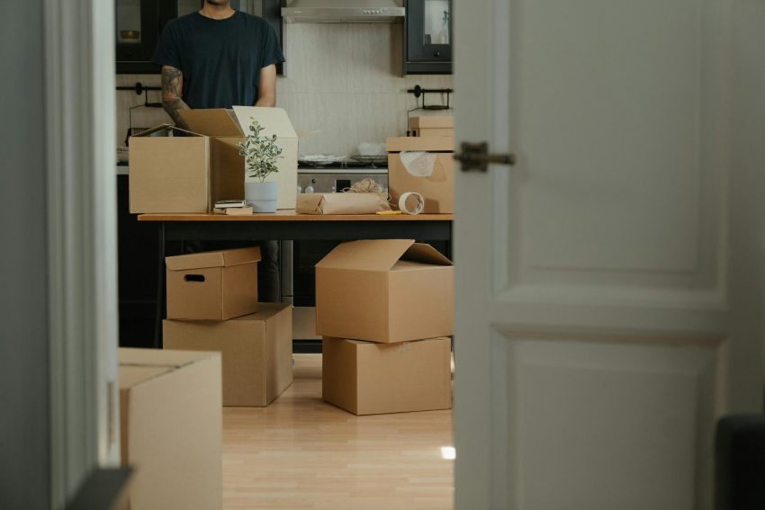 cheapest way to move out of state